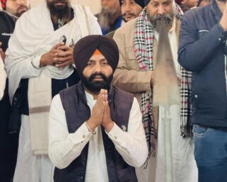 ✔ “क्या है पंजाब DM मौत मामला?”✔ “वीडियो में क्या कहा गया?”✔ “FIR और गिरफ्तारी”✔ “राजनीतिक प्रतिक्रिया”